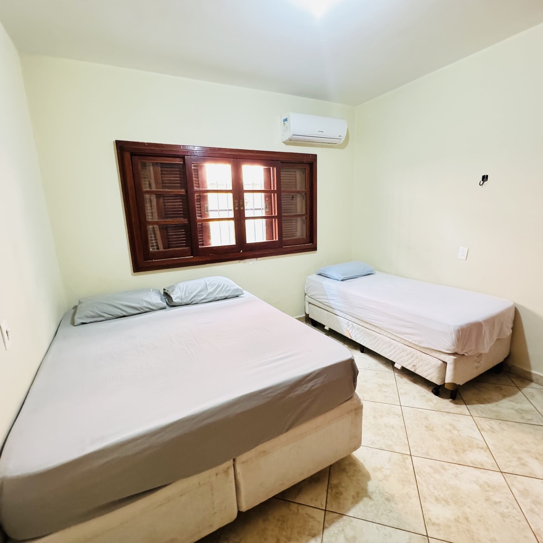 QUARTO 1, SUÍTE